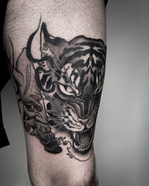 tatuaje blanco y negro tigres